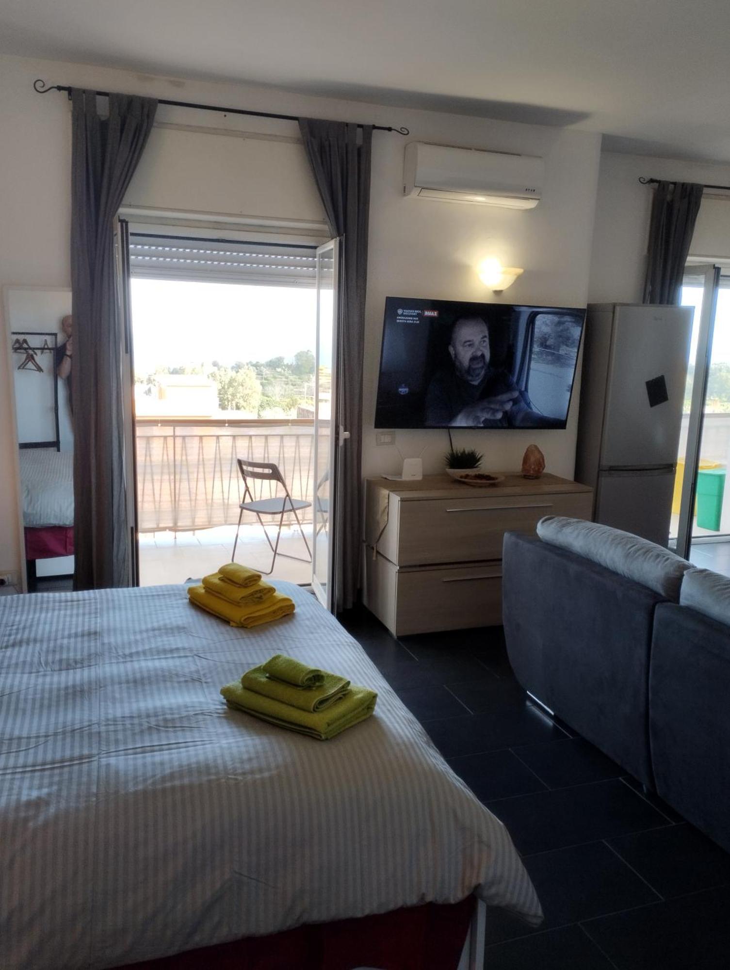 Terme House Villa Ачиреале Екстериор снимка